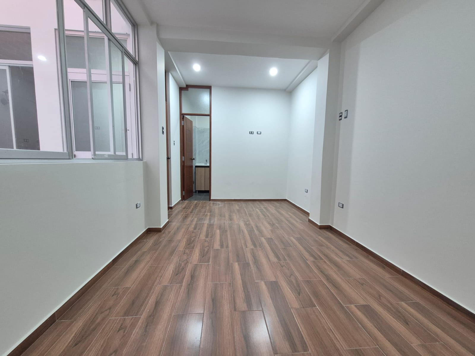 CASA EN URB LOS SAUCES - CHICLAYO