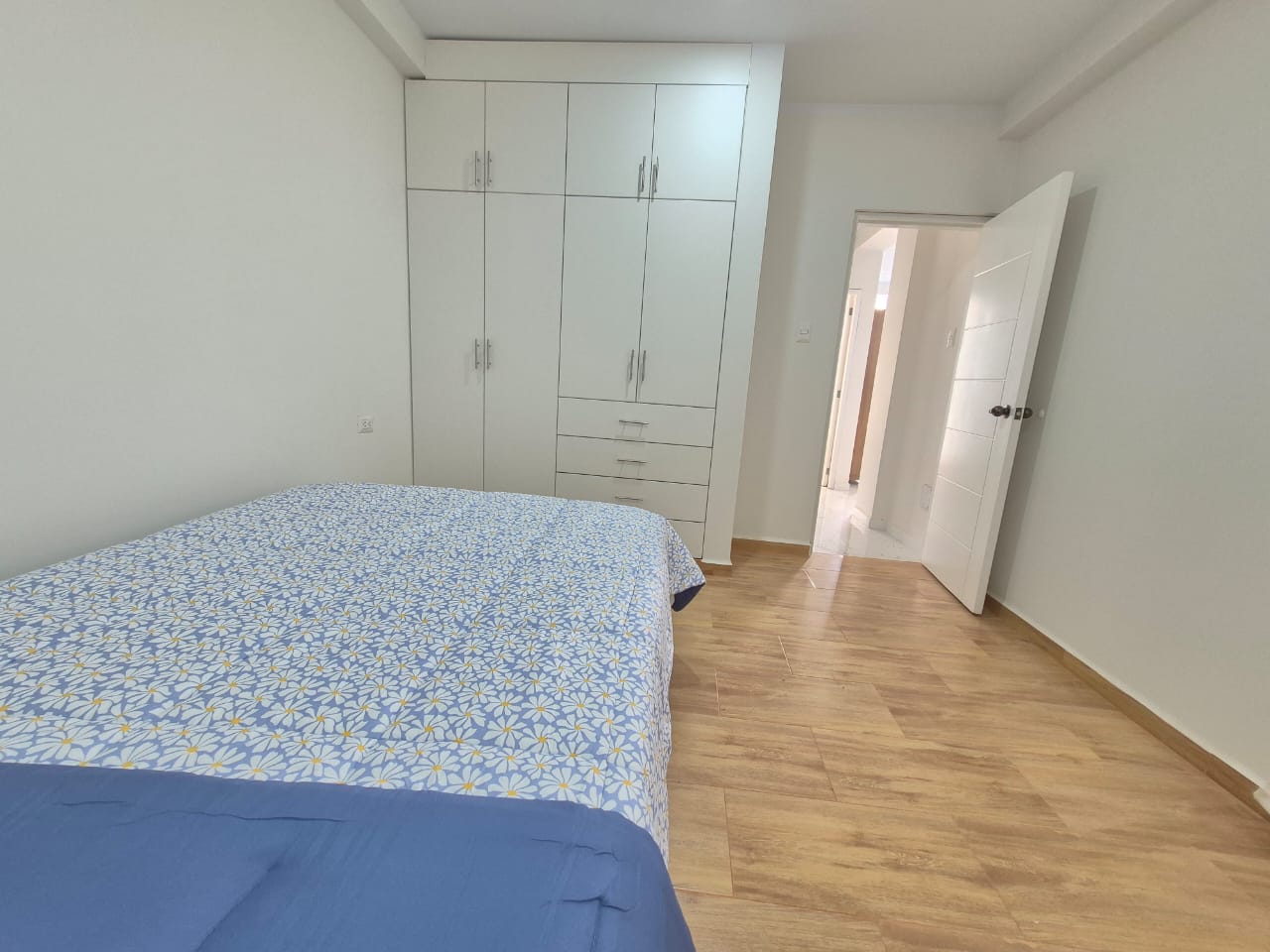 ALQUILER DPTO AMOBLADO 5TO PISO - CHICLAYO - URB LOS SAUCES