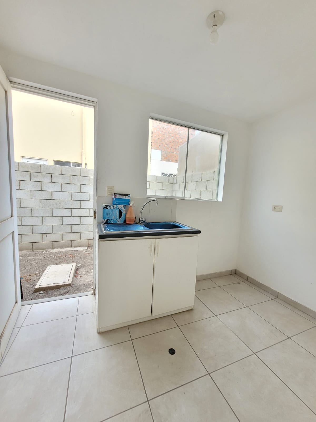DE OCASIÓN: CASA EN CONDOMINIO VISTA ALEGRE DE GALILEA - JLO - CHICLAYO